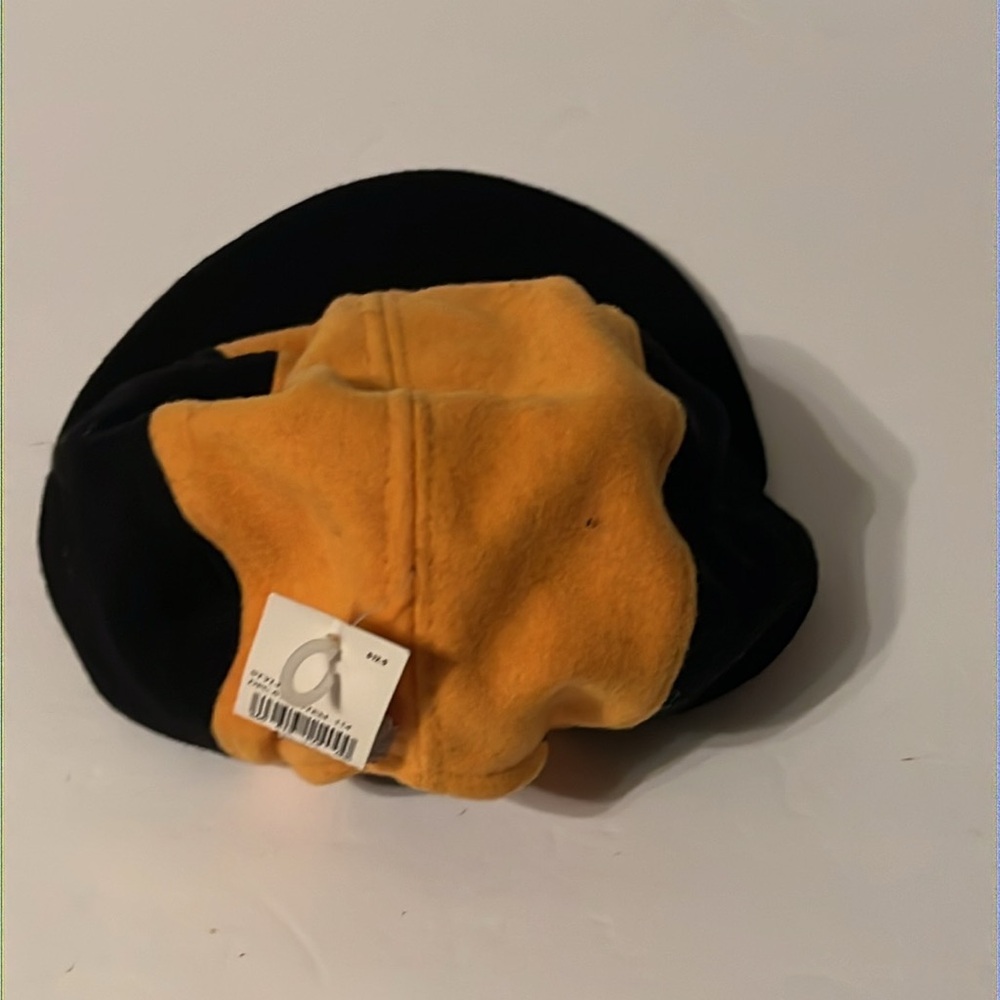 New Eastern Accessories Baseball Cap With Front Pocket 70% Wool, 30% Rayon View 2